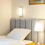 Harcerska 7 Biala Bed & Breakfast