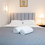Harcerska 7 Biala Bed & Breakfast