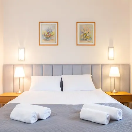 Harcerska 7 Biala 3*