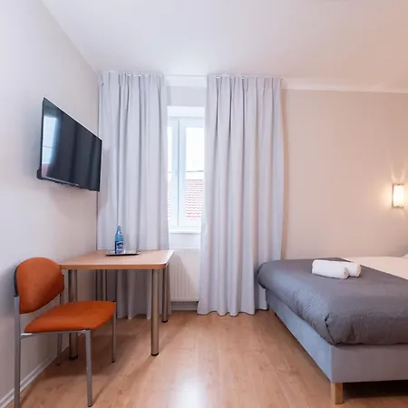 Bed & Breakfast Harcerska 7 Biala 3*