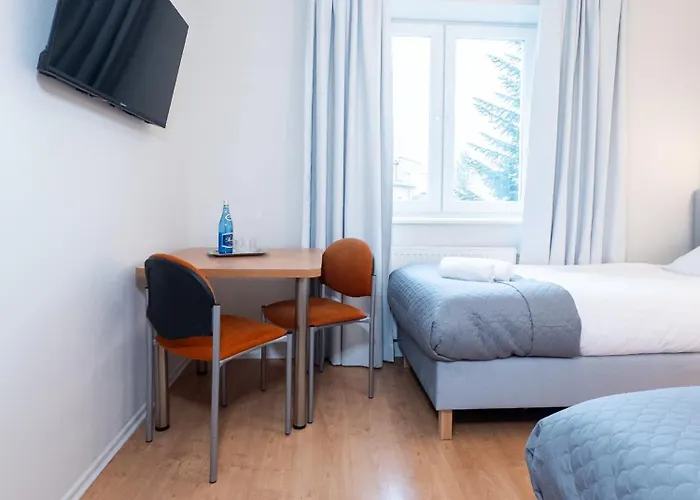 Harcerska 7 Biala Bed & Breakfast