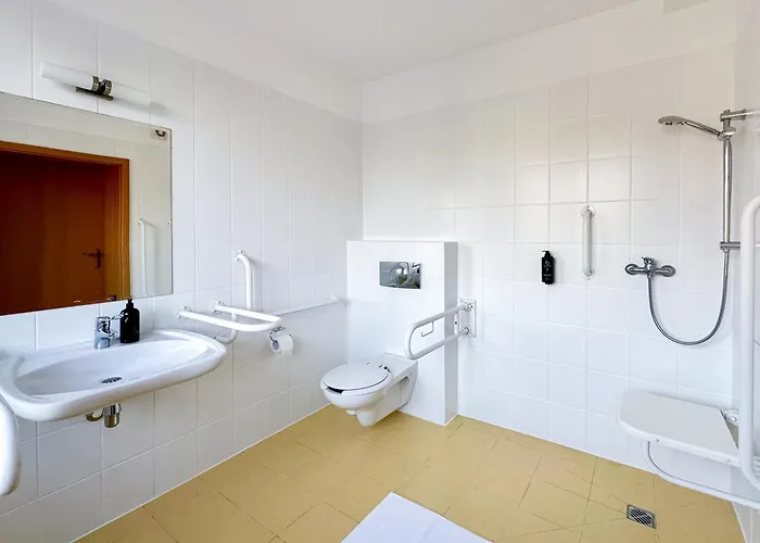 Harcerska 7 Biala 3* Bielsko-Biała